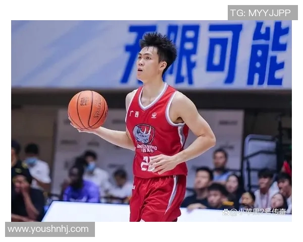 庞峥麟CBA首秀砍16分3篮板4助攻